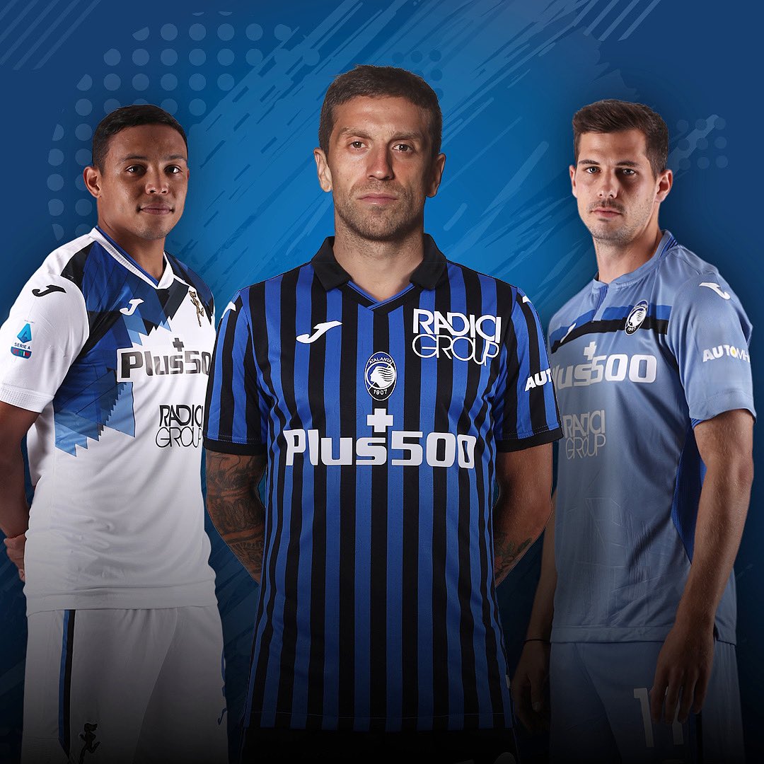 Atalanta_BC's tweet photo. 👕 𝐇𝐨𝐦𝐞 𝘈𝘸𝘢𝘺 𝚃𝚑𝚒𝚛𝚍 kit 2020/21 🤩
⠀
Le nostre nuove maglie gara @SerieA e #CoppaItalia by @JomaItalia! 
⠀
#GoAtalantaGo ⚫️🔵 https://t.co/OYRknVQTKW