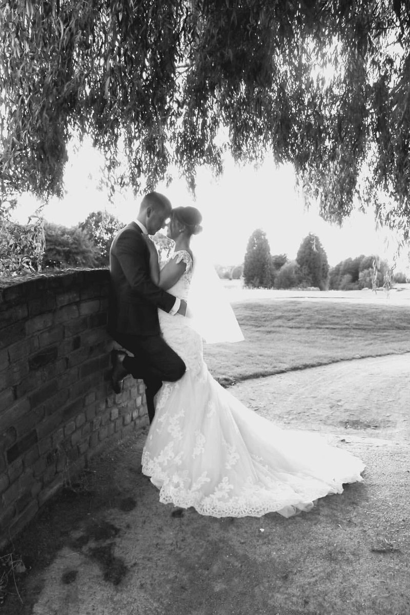 nottmshirewedd's tweet photo. We LOVE seeing all our past couples photos. If you got married @thenottmshire and want to be part of our #weddingwednesday posts - then message us on here, Instagram, facebook or email events@thenottinghamshire.com https://t.co/HgM6IQvyCX