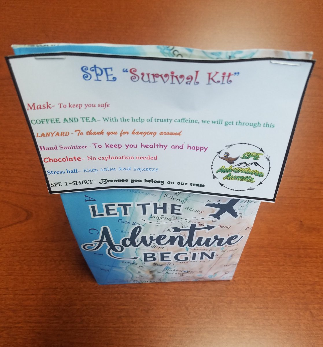 Flats_Tweets's tweet photo. This week I embarked on a new adventure...
๐new school
๐new position
๐same #CCPSFamily. ๐๐
Tags: @VOEPanthers๐๐พ @SPEHAWKSNAPLES ๐๐ @collierschools #CCPSFirstDayโ๐๐ก๐๐ฉโ๐ซ https://t.co/c3KuomLPDS