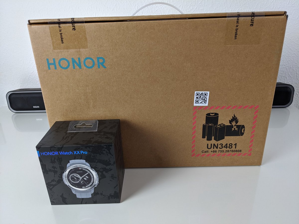 The #HonorWatchGSPro has just been revealed #IFA20

25 Days Battery Life 
Durable Armor
Ultra - Rugged 
Outdoors

Also it's launched the ES smartwatch, the upgraded Magicbook 14, 15 and the Pro laptops! 

Vids coming up!
#HONORMagicbook #HONORWatchES 
#HonorExpandYourSmartLife