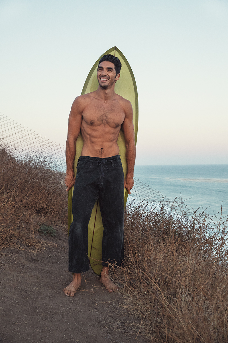 1883Magazine's tweet photo. From @netflix #TheKissingBooth2 we meet #TaylorZakharPerez who reveals his love for #XMen, #Transformers and all things action….could this be his next career move?
//
In the #RESETissue
order via --->https://t.co/vwu7B3vUP6
//
📸#AnaïsAndDax
#1883magazine https://t.co/kaXIbl4QyT