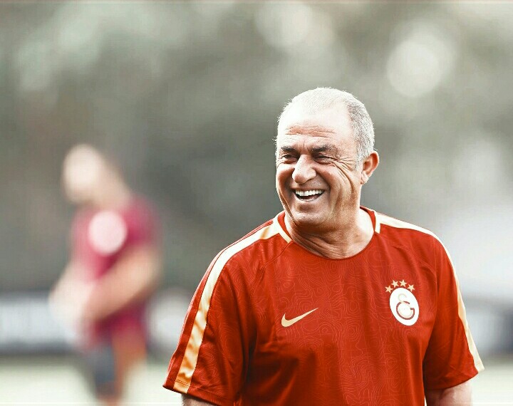 selcancng's tweet photo. Orta doğu ve Balkanların en iyi hocası imparator Fatih Terim 
#FatihTerim https://t.co/9DBCNWuaA4