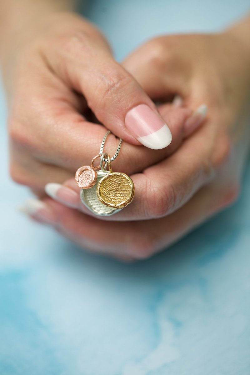 jcatkinson's tweet photo. Take a look at our Personalised Jewellery which comes in a variety on styles, all of which have been added to our NEW catalogue;
https://t.co/418J4BLfqs
#Coffins #JCAtkinson #foreverurns #ashcaskets #ashescaskets #urns https://t.co/67e38tQSLA