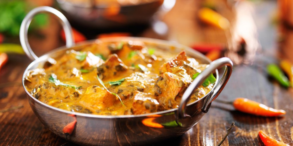 Brakes_Food's tweet photo. Adapting and simplifying your menus can help deliver customer favourites and drive volume while keeping your teams safe, minimising wastage and protecting your margins 💰
Our Chefs can help with that #StrongerWithBrakes
➡️ https://t.co/myajxLfGN7 https://t.co/bZuzi2iqdA