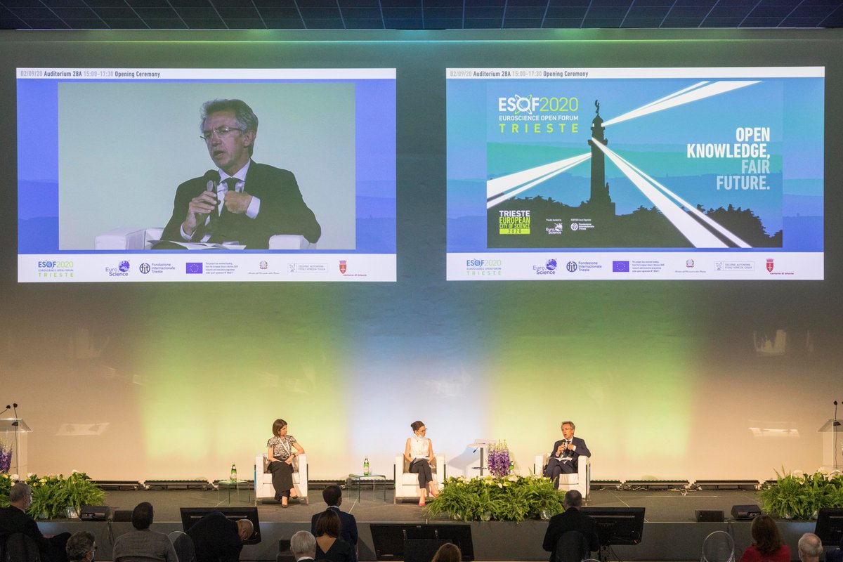 TecnoConference's tweet photo. #ESOF2020 Un evento ibrido che "vive" in Friuli Venezia Giulia, nel nuovo Trieste Conference Center, ma che ha anche un cuore pulsante online, garantendo la possibilità di fruire dei contenuti informativi, dell'incontro e del networking con i Partner dell'evento #hybridevents https://t.co/BIhcBflzh5