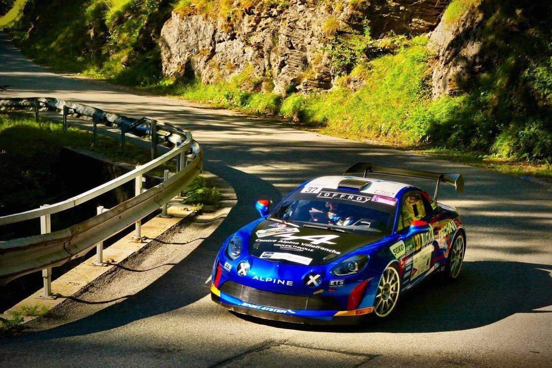 ETSRacingFuels's tweet photo. Scratch de @ManuGuigou dans l’es1 du rallye du #cfr #MontBlanc avec l’Alpine utilisant @ETSRacingFuels devant une trentaine de R5 😱👊🏻💪🏻 #PoweredByETS https://t.co/cIxt06TH47