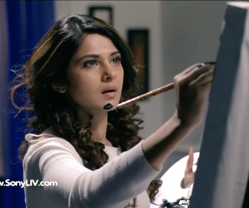 KonainZAHRA15's tweet photo. Presenting to uh Maya Mehrotra The Painting...๐จ
And her art....โฅ
@jenwinget @KushalT2803
.
.
.
#beyhadh #maya #mayamehrotra #arya #jenkush #JenniferWinget #wingitWithwinget https://t.co/jsMwJMY1ge