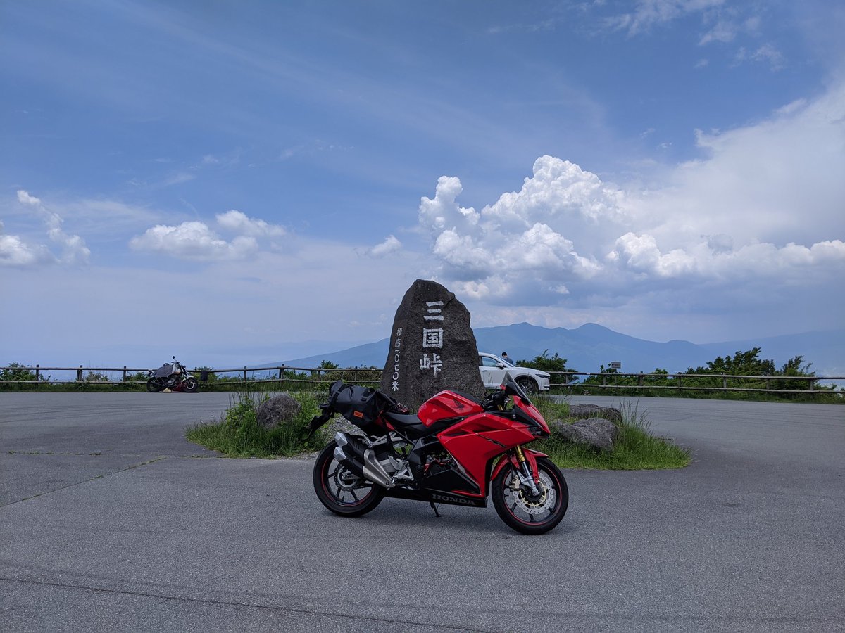 RDRider2's tweet photo. 赤いバイクはきれいに撮るの難しいです。。。

#バイクは横から見た時が最高 https://t.co/FlmPM1OnSD