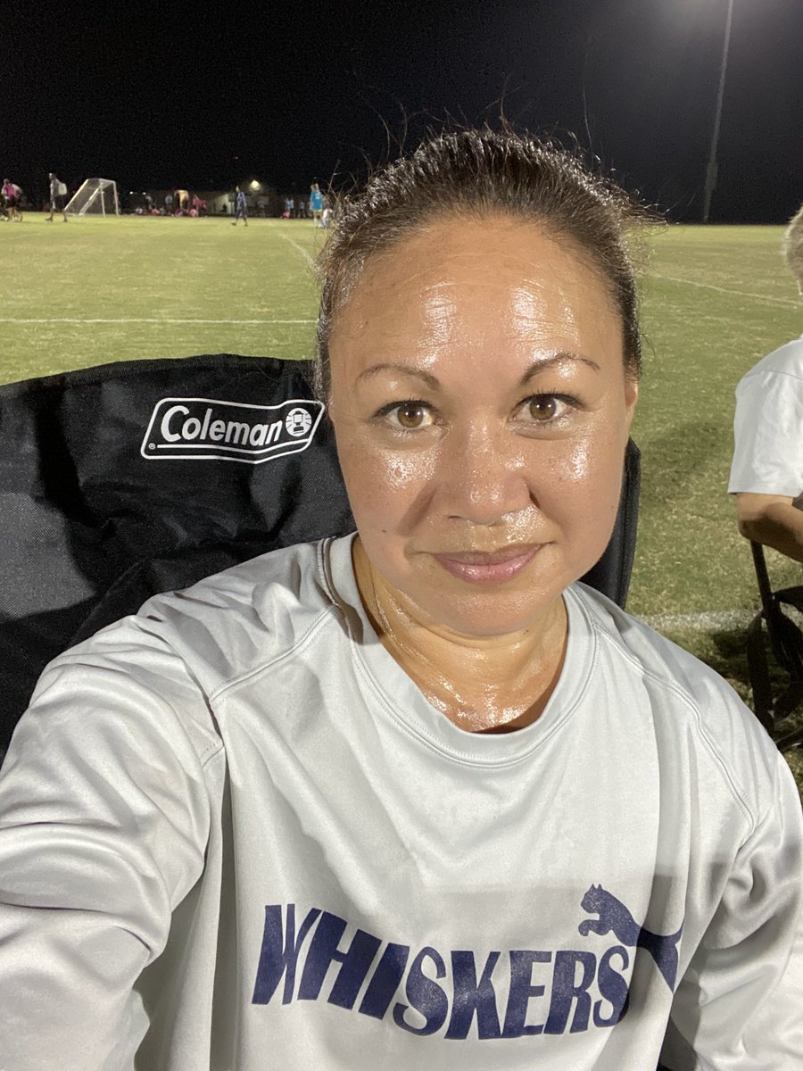 CastellKim's tweet photo. Soccer game last night. Super frustrating but at least we didnโt lose... #toocompetitve #verycompetitive #draw #tie https://t.co/OY0cPwoNnq