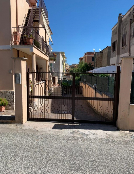 gruppomrcase's tweet photo. 📍 #Cassia / Grottarossa (Via Montefiascone)
🏠 In #affitto delizioso #appartamento (50 mq)
▪️ € 495,00 al mese (no spese condominiali)

PER TUTTE LE INFORMAZIONI 👉 https://t.co/5KdyRWXh9u

Gruppo MrCase
Agenzia Corso Francia, 130
Tel 06 3340000
https://t.co/RE25Tz7f9a https://t.co/bH4k8jI41Y