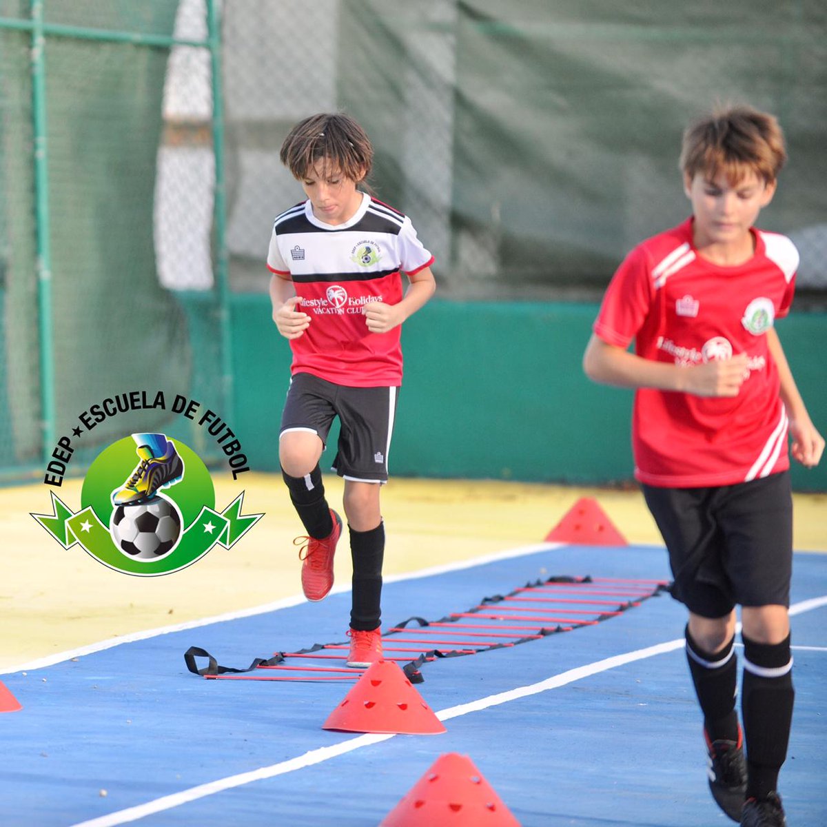 edepfutbol's tweet photo. 3️⃣ días para volver...
🔖 Medidas sanitarias, distanciamiento físico y circuitos individuales. 
📍Blue JackTar, Playa Dorada.
📌 Grupos Masculinos y Femeninos LIMITADOS: 8 años en adelante.
🗞 Para más información:
📞 809-777-8456 
📞 809-307-8457 https://t.co/sGnmBruRML