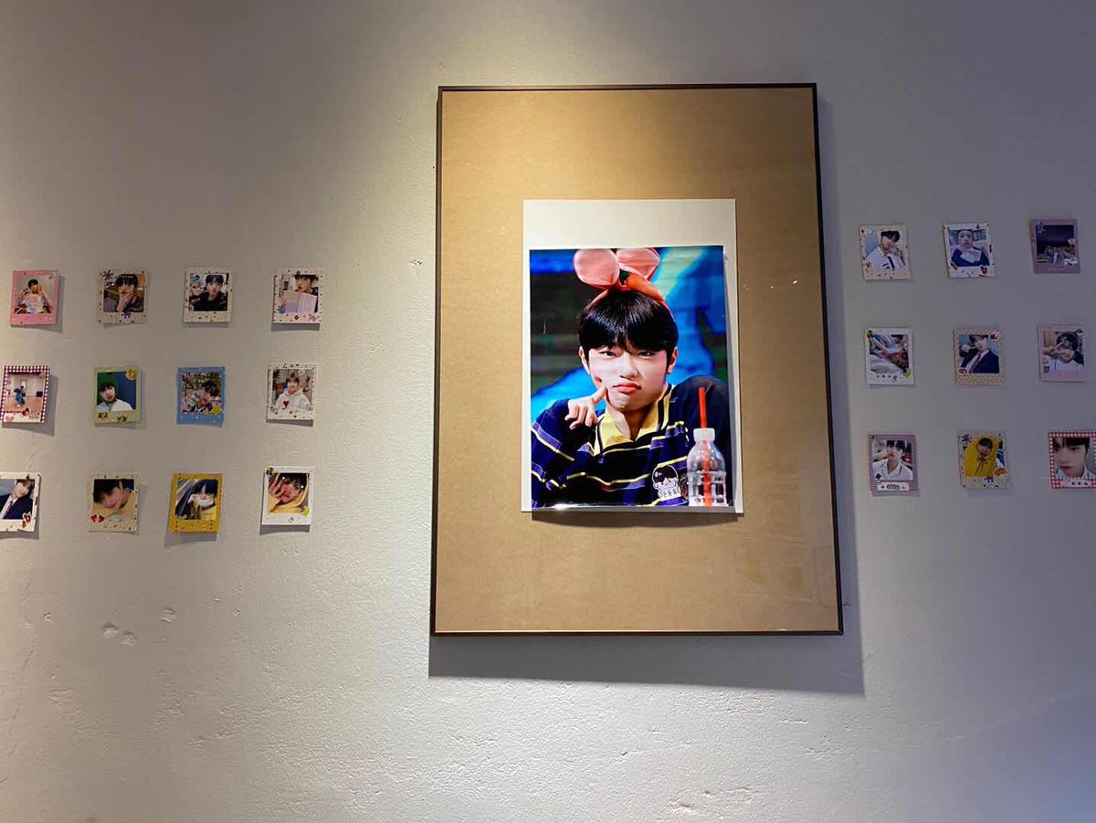 sunshine_dp99's tweet photo. 많이들 오셔서 동표의 19번째 생일을 함께 축하해주세요🥰
그리고 마스크 착용 및 카페측의 방역 지침을 잘 따라주시고 건강 유의하시길 바랍니다😆 https://t.co/tK4EeoBygP