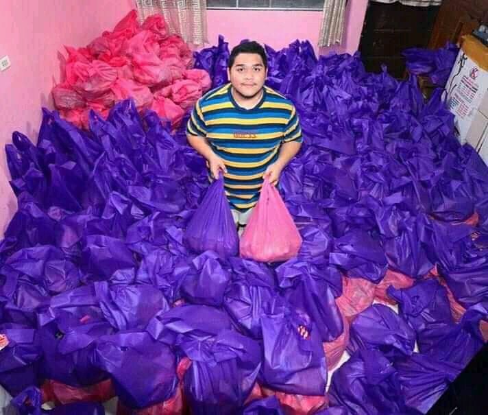 HANDANG UBUSIN ANG SAHOD SA YOUTUBE PARA MAKATULONG SA KAPWA LALO NA SA MGA KABATAAN tangina 2020 tama na,  we will miss u kween <a href="/LloydCadena/">Lloyd Cafe Cadena</a>