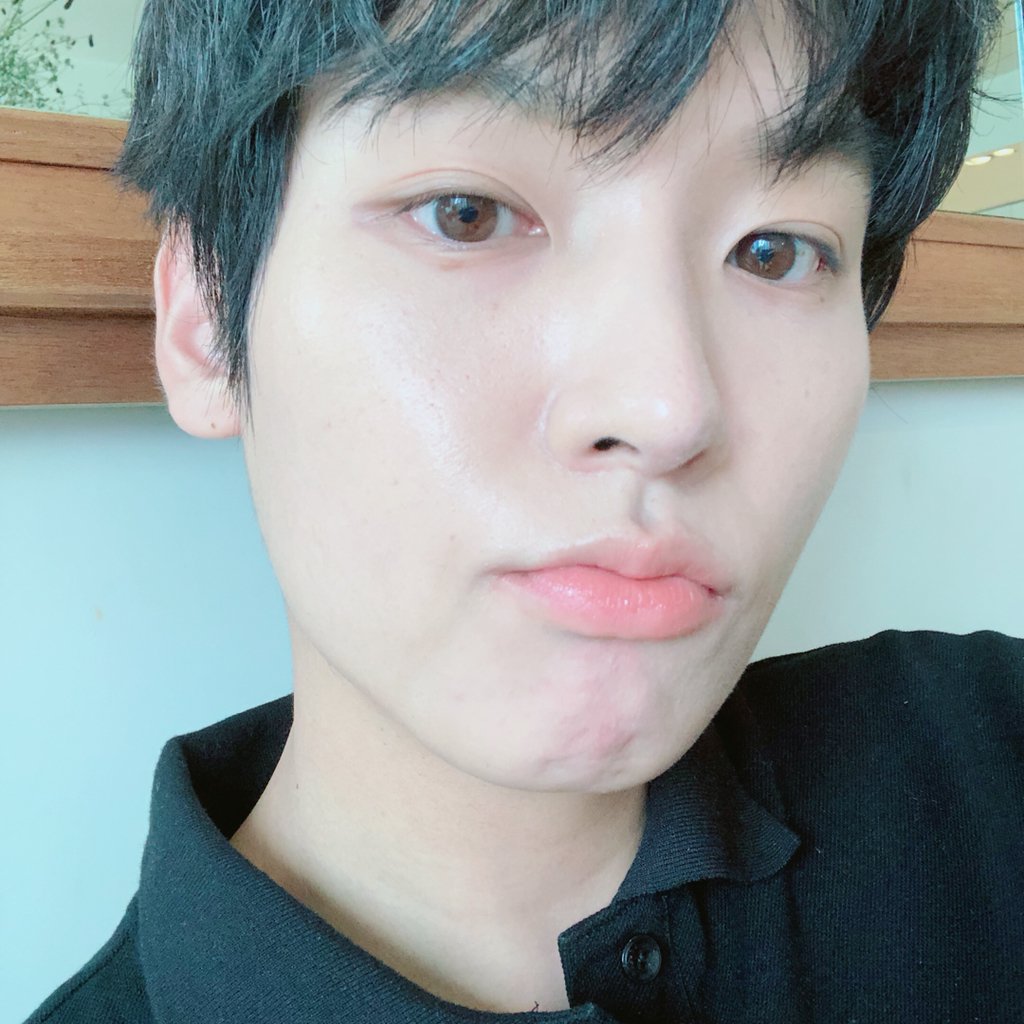 Kitten_Archive's tweet photo. 하덕호                                     김인성

김인성                                     하덕호 https://t.co/nrs179XWwq