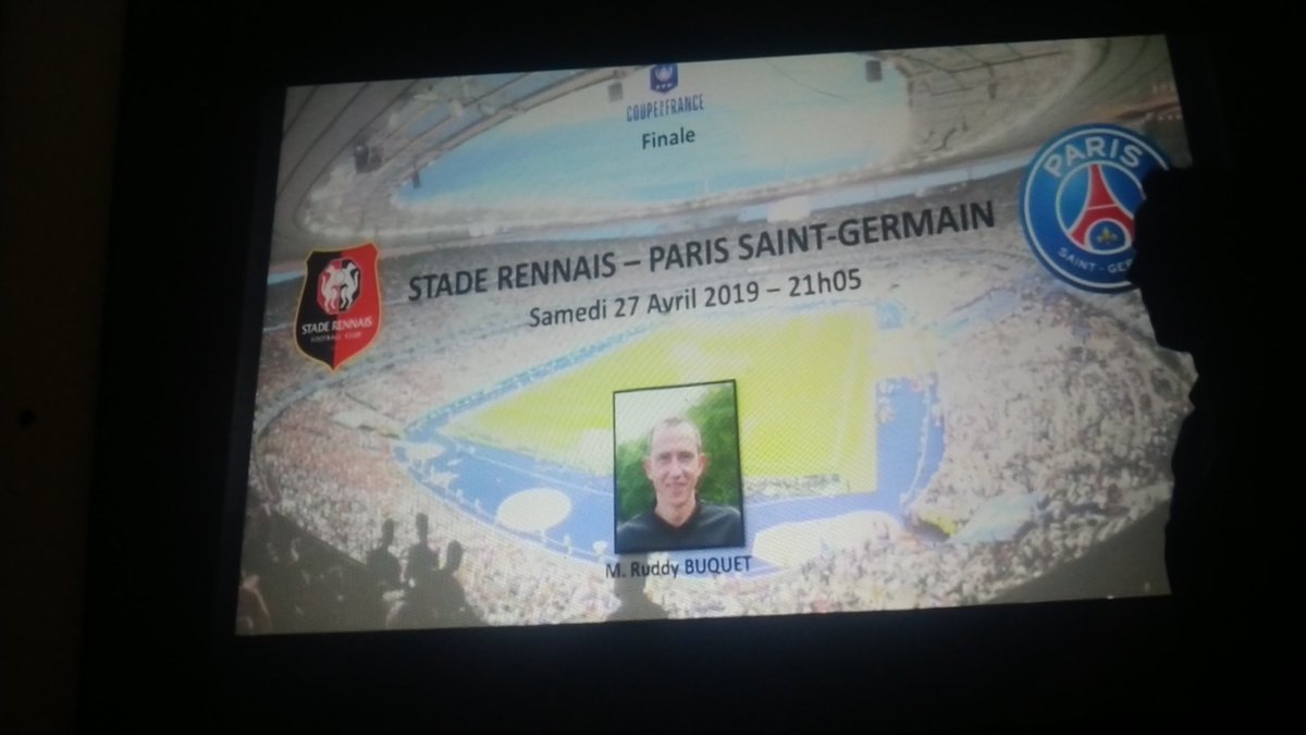 Jerem_pr's tweet photo. "un jour il y a un an"
Toujours autant de frissons ! 🔴⚫ 🏆 🏆 🏆
#srfcpsg #cdf2019 https://t.co/Warg5qQNfX