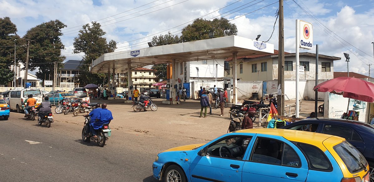 AbbodeCompany's tweet photo. Filling Station for sale
Cathedral Junction Akure
4pumps PMS
1Pump DPK
1 Pump Kero
Contact
ABBODE COMPANY LTD
Suites 8&9 Anglican Diocese office Complex Alagbaka Akure
07030932583
#propertyng
#property24
#propertyondostate
#RealEstate https://t.co/TWn6cjNKvv