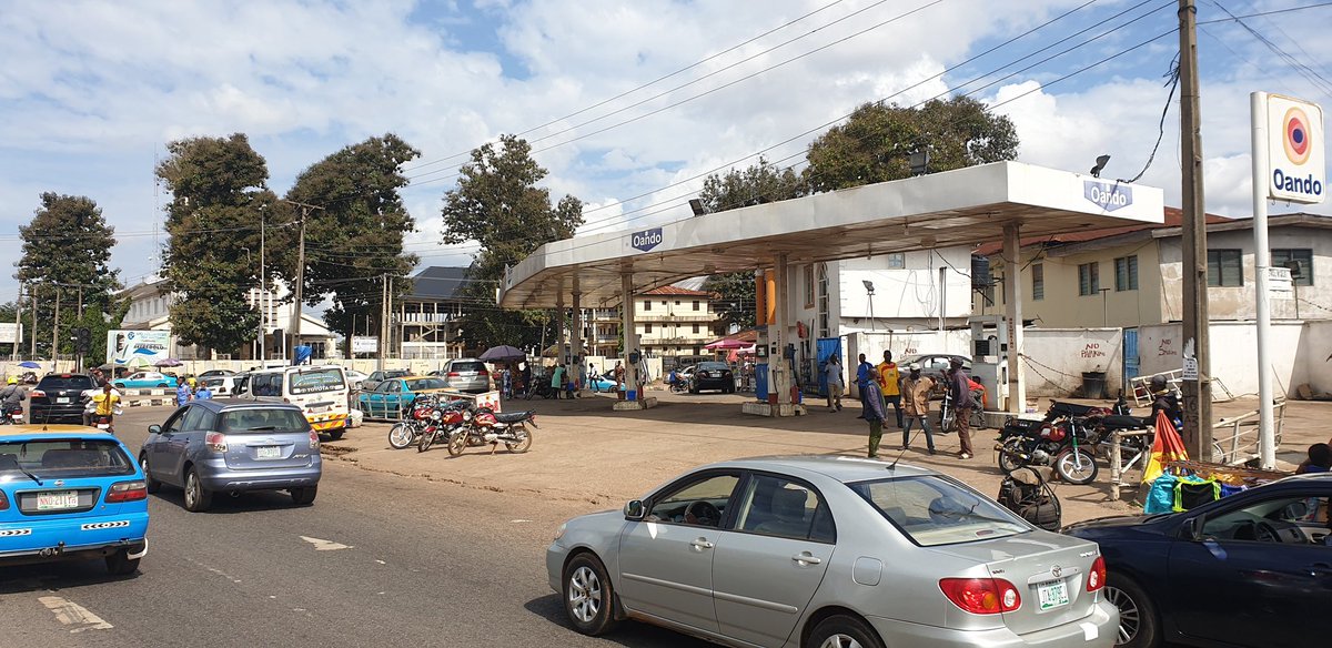 AbbodeCompany's tweet photo. Filling Station for sale
Cathedral Junction Akure
4pumps PMS
1Pump DPK
1 Pump Kero
Contact
ABBODE COMPANY LTD
Suites 8&9 Anglican Diocese office Complex Alagbaka Akure
07030932583
#propertyng
#property24
#propertyondostate
#RealEstate https://t.co/TWn6cjNKvv