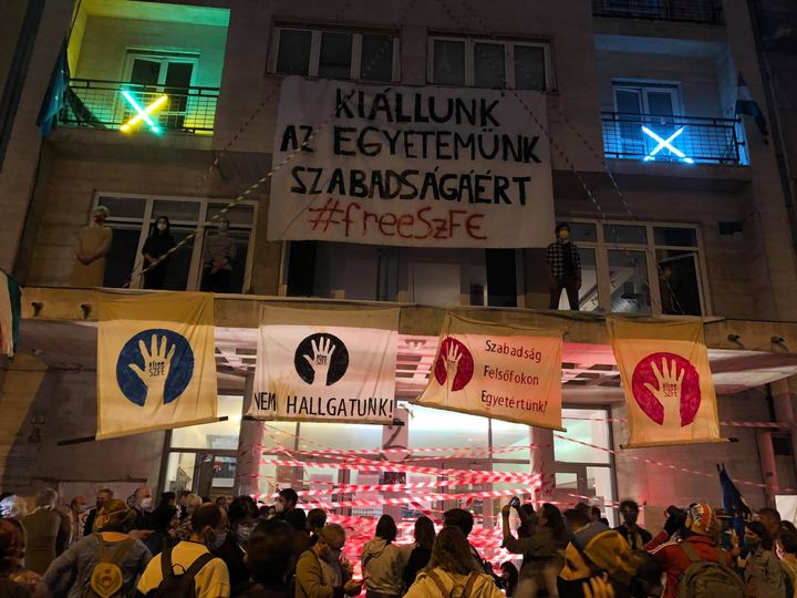 Big_Brum's tweet photo. We stand in solidarity with Hungarian students defending their arts university. https://t.co/ykdXJS6TcU