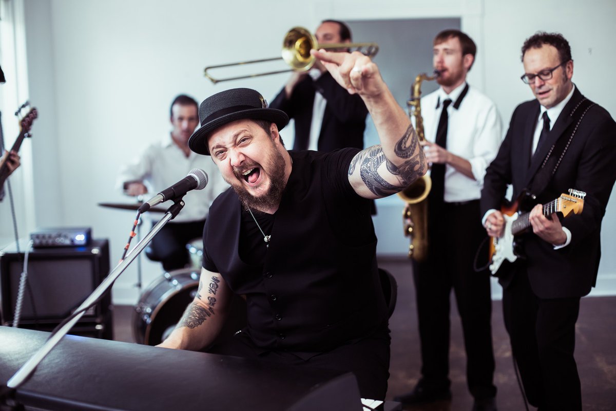 ZOOBARFESTIVAL's tweet photo. Couple more weeks of Live Music at the Boathouse Bar and Grill at Branched Oak Lake!
Sunday Sept 6 Josh Hoyer and Soul Colossal 4:30 - 7:30
C'mon out and enjoy the outdoors, live music, great food and cool libations! https://t.co/b7tCGBufOx