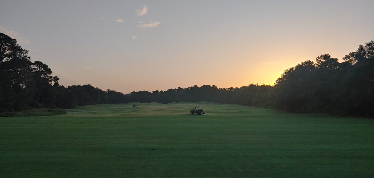 Early morning wall to wall Primo application on the driving range. #shutitdown #primo #turflife <a href="/tripleaa14/">Ashley Averitt</a> <a href="/morgantaylor334/">Morgan Taylor</a> <a href="/T_Hef85/">Tyler Hefner</a> <a href="/jamey_davis0/">Jamey Davis, CGCS</a>