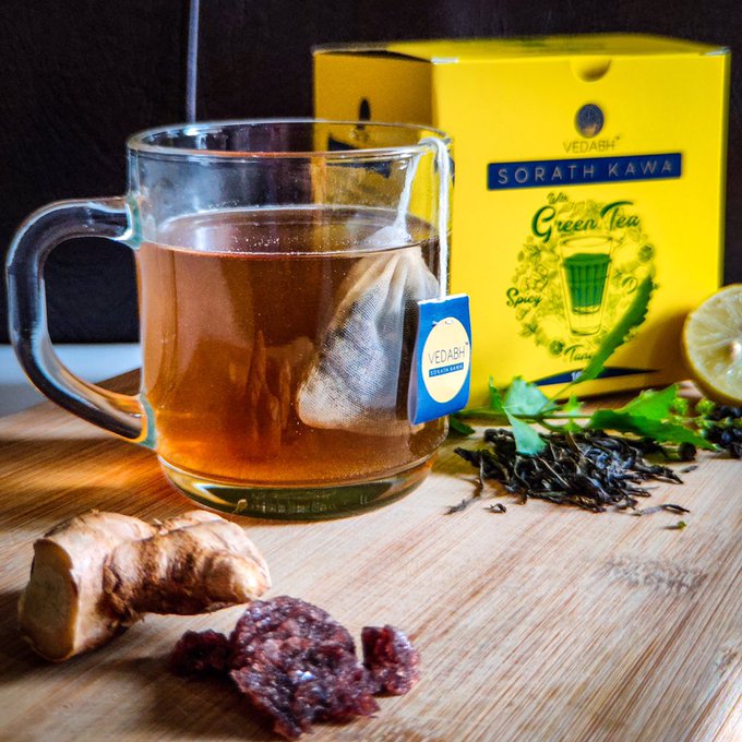 hungrito's tweet photo. We don't just want to entertain you, But we deeply care for you.
So here we are with @thevedabh, a range of healthy yet super tasty version of Sorath Kawa. Available in 2 variants, Robusta Coffee and Green Tea.
https://t.co/VaTbtbXqOH https://t.co/lrD2biIZFl