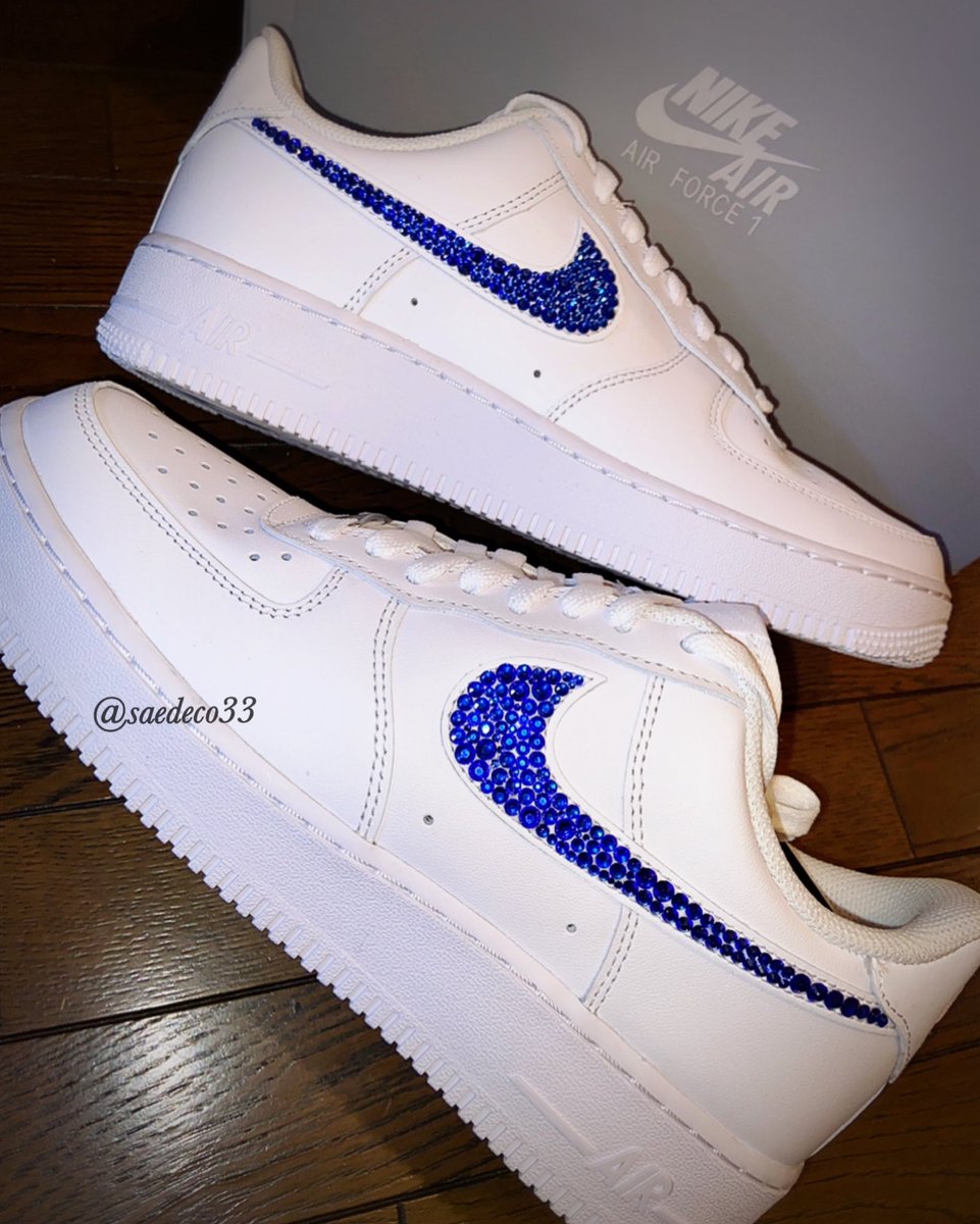 saeyan33's tweet photo. スニーカーデコだけ再開します💎
何のスニーカーでも大丈夫です！
気になる事あればDMください💕 https://t.co/16jjznPpjY