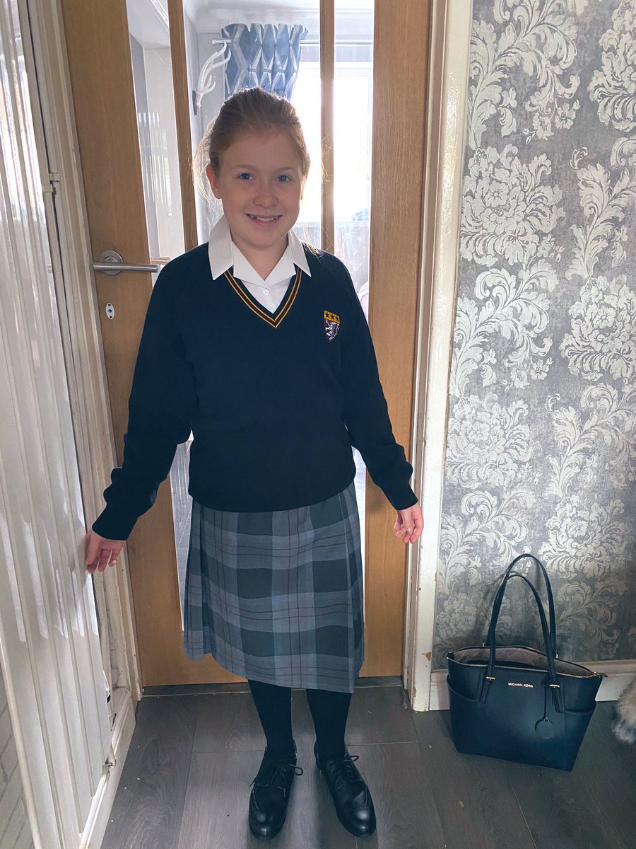 LisaDeville's tweet photo. Off to Year 7 she goes! Making us prouder every day, she’s now a shell! @BablakeHM @bablakeschool https://t.co/Xgr7zIILaQ