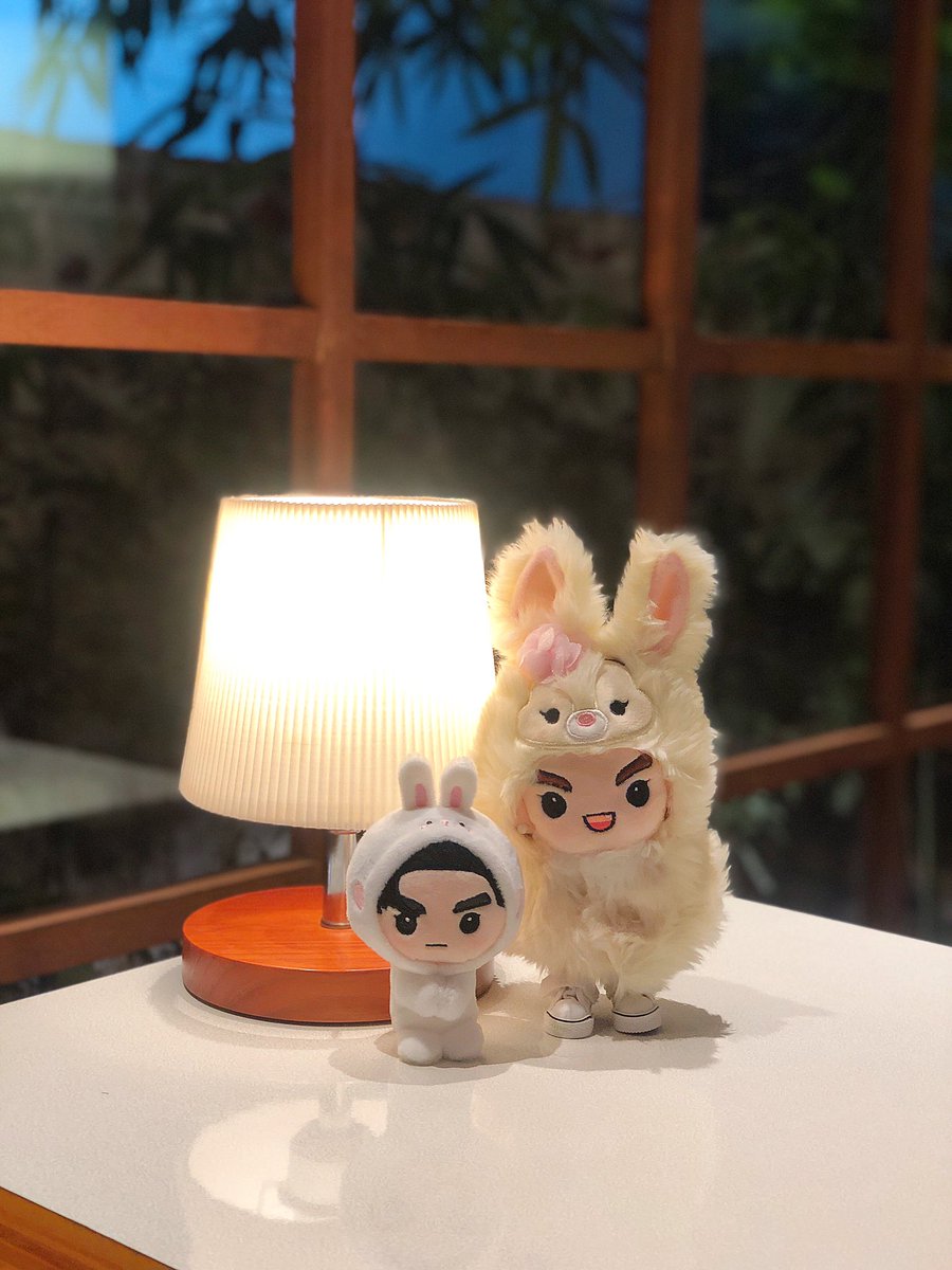 70116G's tweet photo. 🐰🐰맠데이💖 생일 축하해🎂

#아가새의소중한마크_생일축하해 
#ForeverWithMarkTuanDay
#맠터리 #맠그넷 #MarkTuan https://t.co/hLViXISoQH