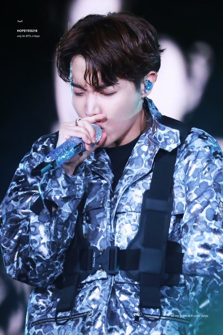 Jung Hoseok in Dior clothes for Tear; a necessary thread: