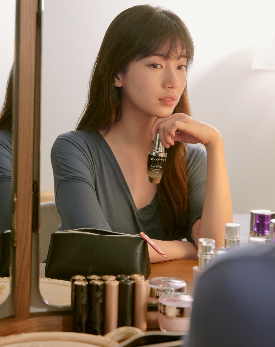 주말이면 늘 집콕이라 심심했는데 수지 영화🦋 나와 핵좋음 >_< 카카오TV 로 당장 고고! tv.kakao.com/channel/364385… #정보성광고 #랑콤 #수지 #수지영화 #내물건이너의집에남아있다면헤어진게아니다 #LIVEYOURSTRENGTH #랑콤은여성의행복을응원합니다