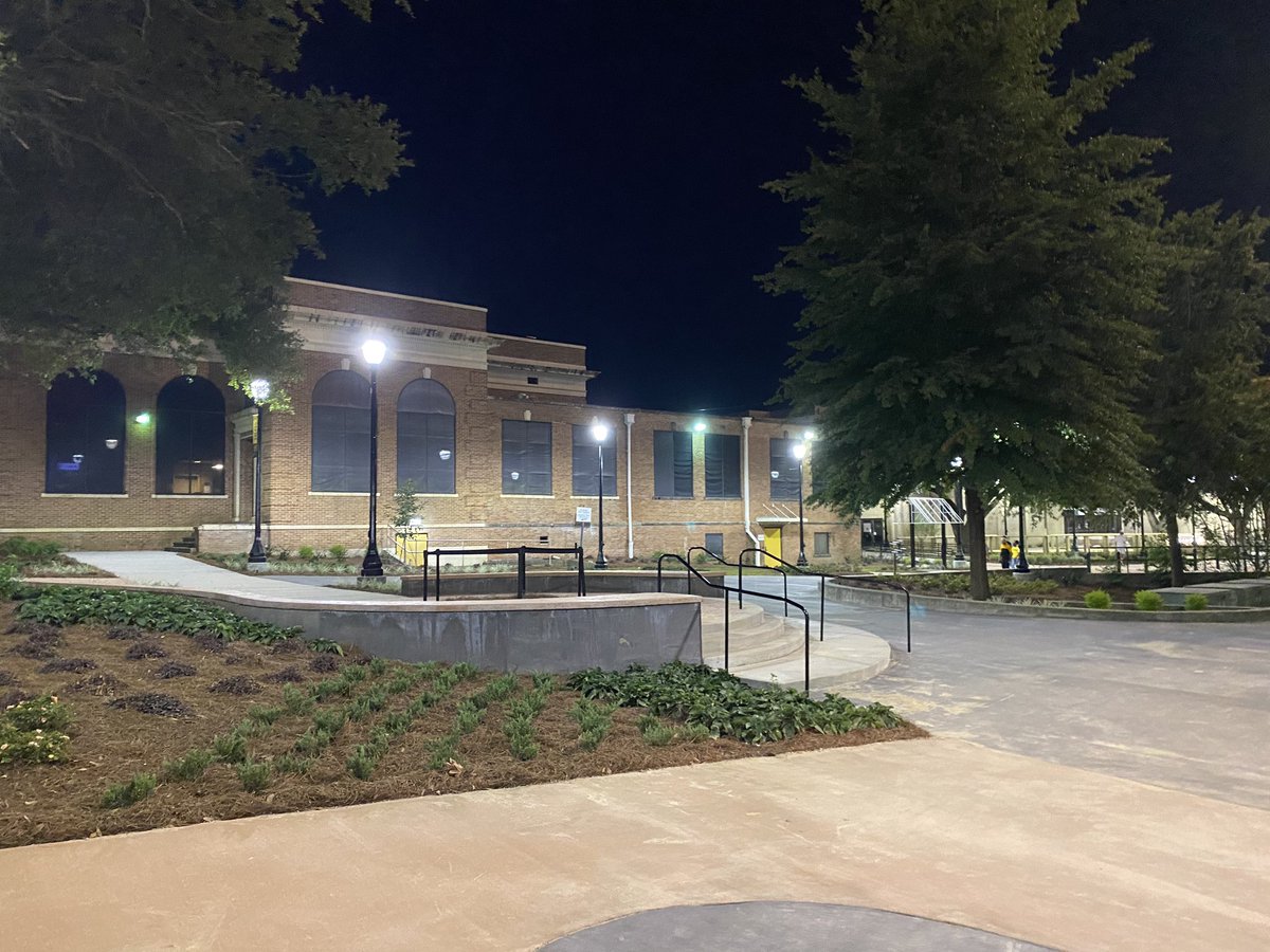 dbubrig's tweet photo. Ok so yessss I am kind of partial to this project. #cantwait #notquitefinished #smttt https://t.co/KQ5bDWk1Hj