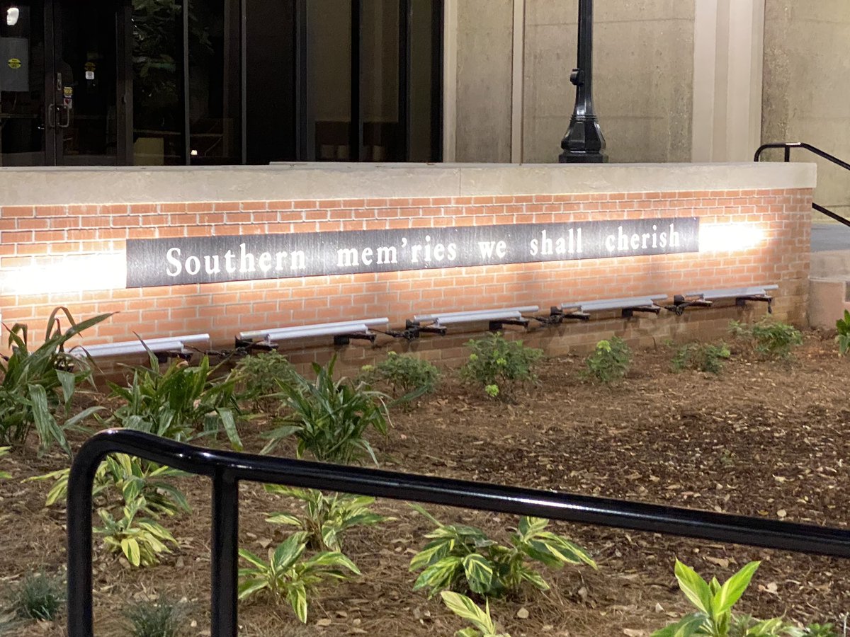 dbubrig's tweet photo. Ok so yessss I am kind of partial to this project. #cantwait #notquitefinished #smttt https://t.co/KQ5bDWk1Hj