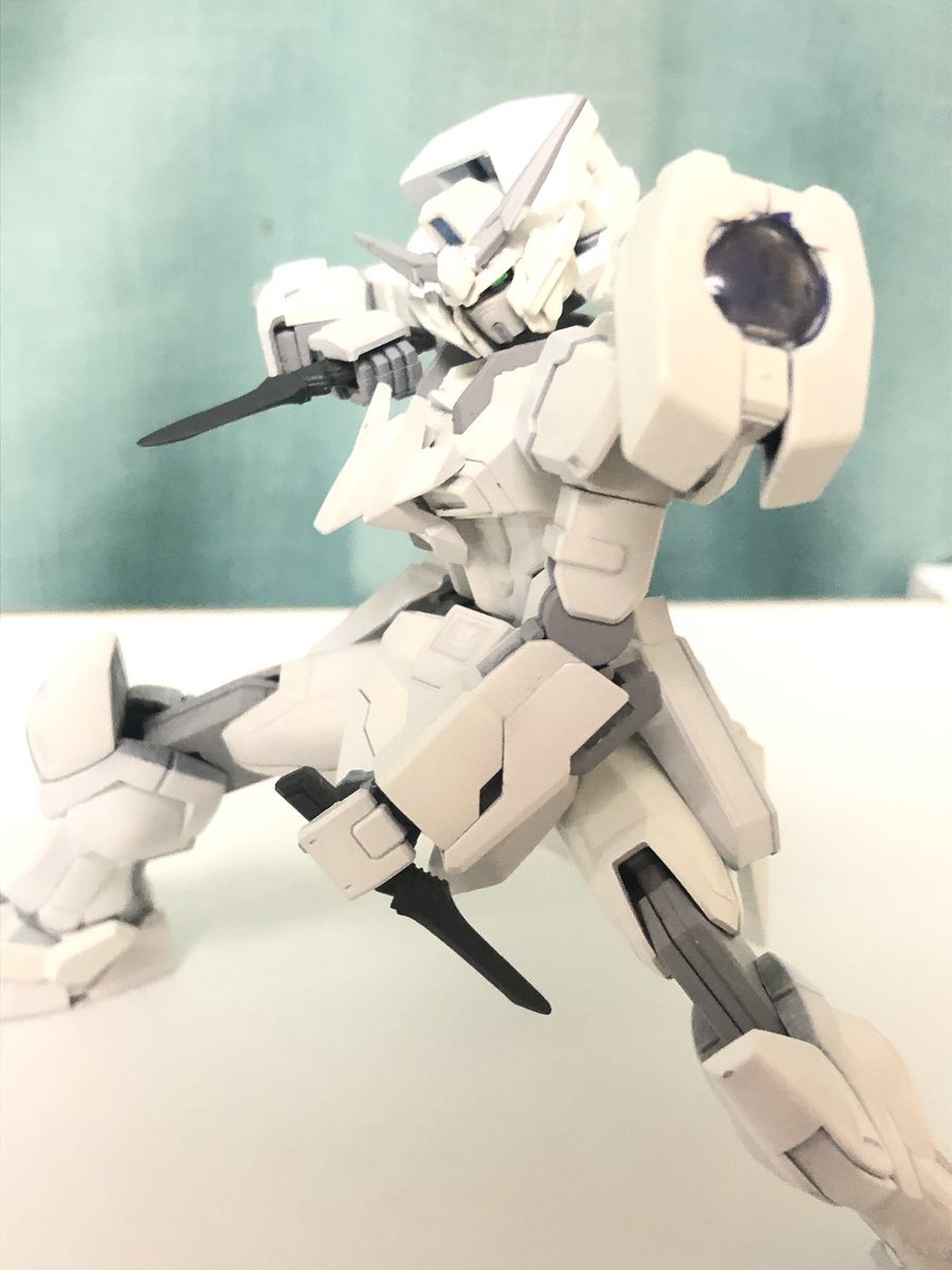 soo3821's tweet photo. #ガンプラ
ついに完成しました！
自分にできることを詰め込んだ機体！
名前を「ホワイトクイーン・インパルス」です！
色々あって完成まで時間がかかった機体です…所々塗装が雑なところがありますが、暖かい目で見てくれると幸いです… https://t.co/PfZwaewF2x