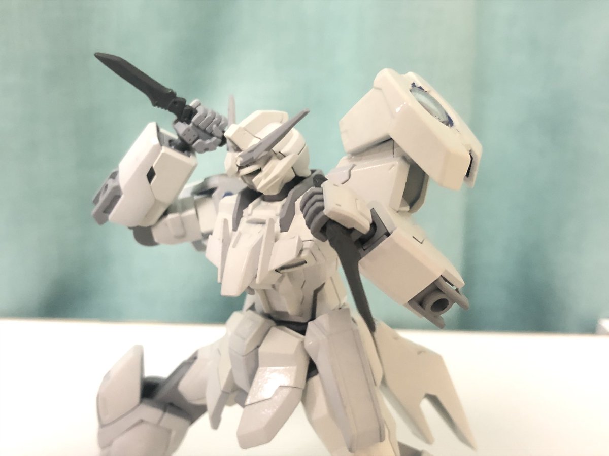soo3821's tweet photo. #ガンプラ
ついに完成しました！
自分にできることを詰め込んだ機体！
名前を「ホワイトクイーン・インパルス」です！
色々あって完成まで時間がかかった機体です…所々塗装が雑なところがありますが、暖かい目で見てくれると幸いです… https://t.co/PfZwaewF2x