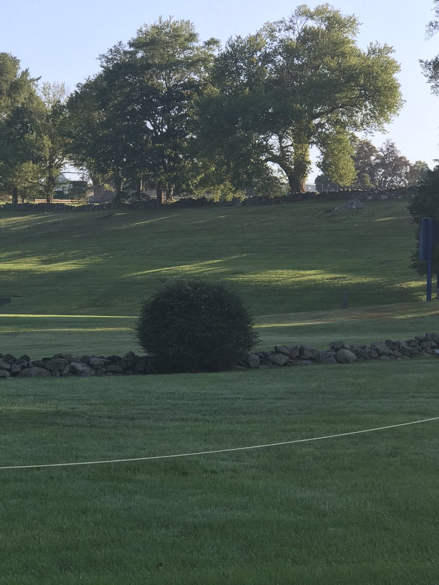 Campus <a href="/HarveySchoolNY/">The Harvey School</a> is absolutely picturesque this morning on my drive in!
