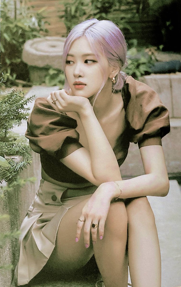 rosseame's tweet photo. 💚 https://t.co/SN46k2Xzbk