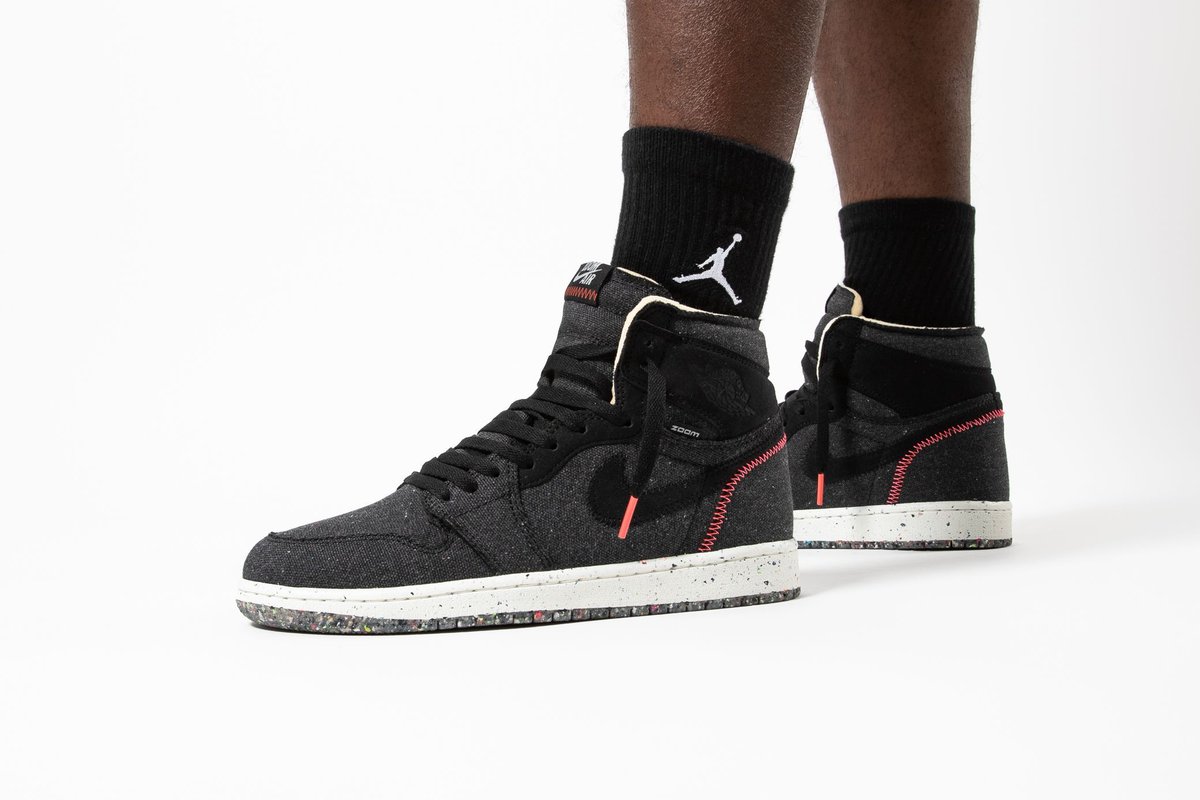 Air Jordan 1 High Zoom and Slides 