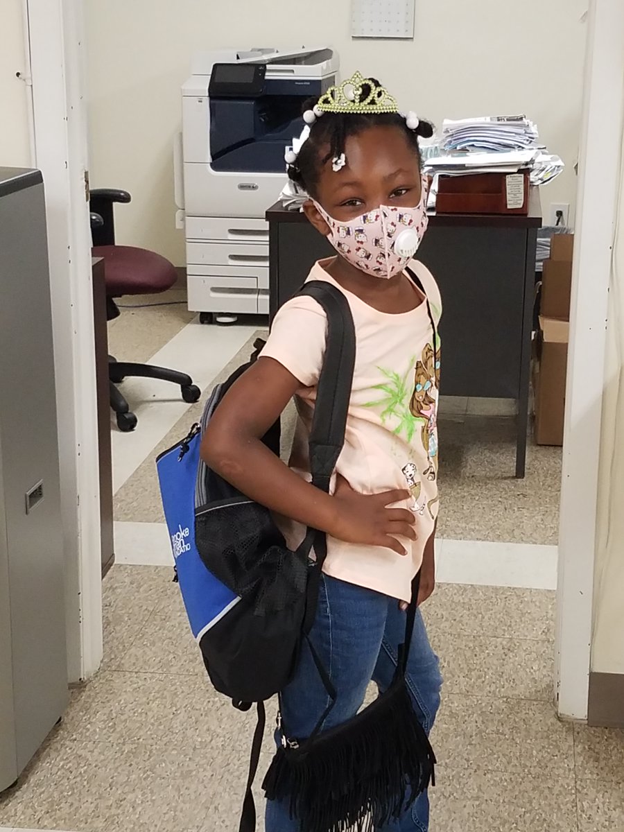 jackmanliteracy's tweet photo. Little learners are starting to get their Brooke Packs filled with school supplies and new books! https://t.co/Tdiw0RO4U7