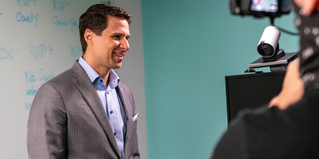 MUSChealth's tweet photo. Weโre excited to see Shawn Valenta featured on Scribble to discuss the latest developments at the MUSC Center for Telehealth! Catch some of his highlights in the linked interview. #SCInnovation #SCJustRight #KnowledgeEconomy #notesoninnovation
https://t.co/fmzfNPPwAy https://t.co/z2vgtl0VPR