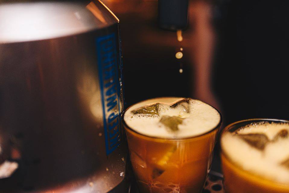 Can't get much better than delicious £5 cocktails this weekend, our Eastside Apples are fresh AF, tasty &amp; easy drinking! 🍎 🍏 

See menu 👉 bit.ly/2F6rzps