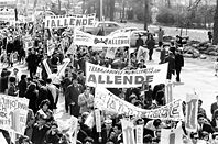 DincerKaratepe's tweet photo. #YoksullarınBaşkanı olarak adlandırılan #SalvadorAllende #CIA'in yoğun desteğini arkasına alan #General #AugustoPinochet tarafından #11Eylül1973 tarihinde düzenlenen #aBd yanlısı bir #darbe ile yaşamdan koparıldı... https://t.co/v3X4tX0MBB