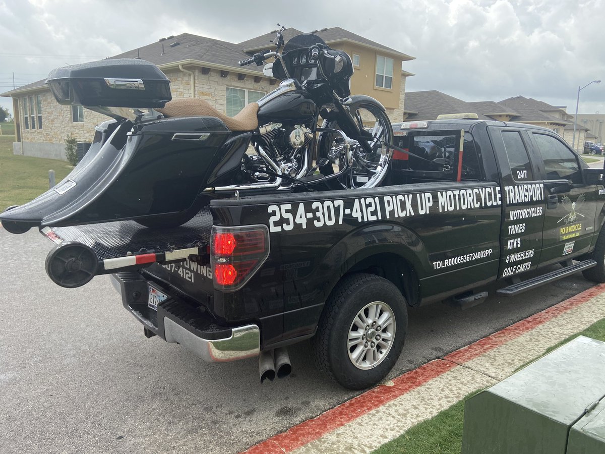 UpTransport's tweet photo. Call 254-307-4121 for safe and affordable motorcycle towing 🦅 https://t.co/EBBEVCEaTo