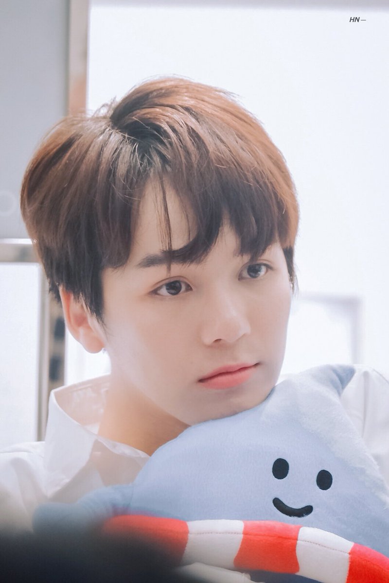 hnsnapp's tweet photo. เอ็นดูหนูรู้ไหม ♡´･ᴗ･`♡  

#cooheart
#แคร์รอตของคุณกระต่าย
#LaneigexKaoEarth https://t.co/7yiqWMJhrj