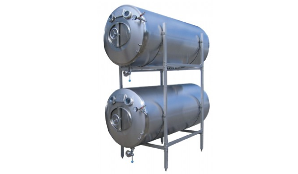 PaulMuellerCo's tweet photo. Monday is National Beer Lover’s Day! Are you ready for the rush? Wouldn’t it be great if you had one tank that not only cooled and stored, but served as well? #beerforthought https://t.co/9Mpio7082X https://t.co/lx2TrAsbs4