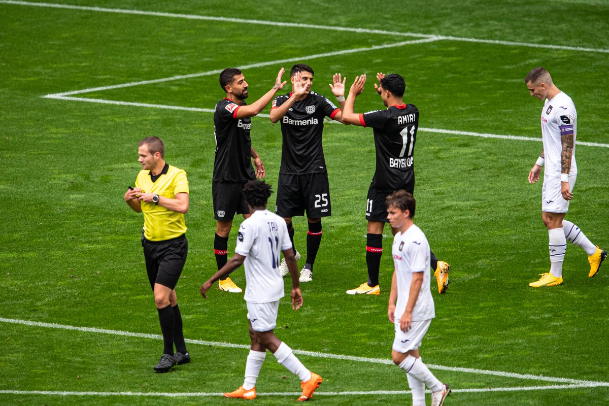 bayer04fussball's tweet photo. Für unsere Nummer 25 ist es der erste Treffer #mitdemKreuzaufderBrust! 😍

#B04RSC 1:0 | #Werkself https://t.co/i0DfVR2xPv