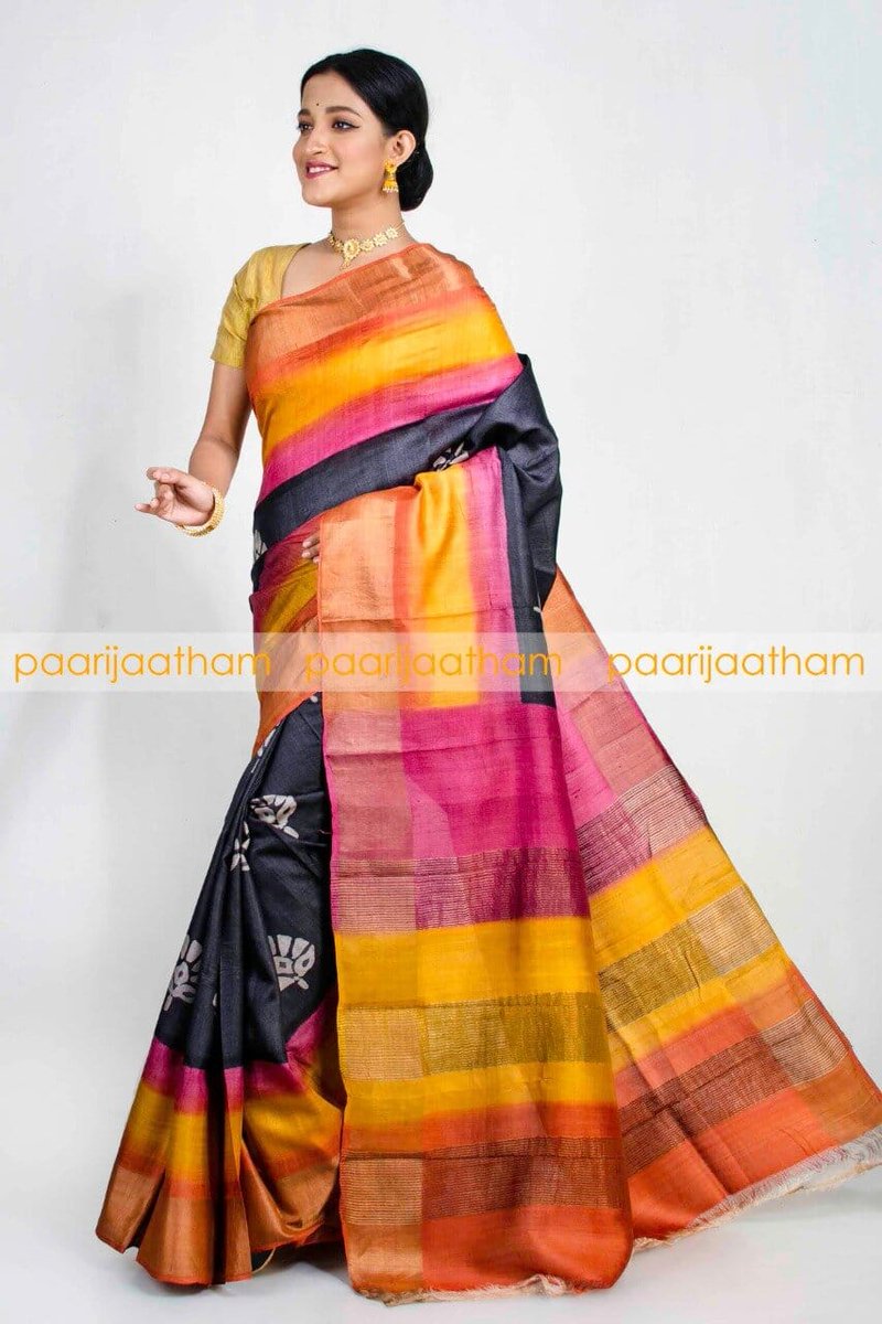 paarijaatham's tweet photo. The lovely designs handpainted with perfection by skilled artsmen on pure tussar fabric is now available only at https://t.co/HwhqBWnEFV. #sarees #pjpaarijaatham #trendycollections #Tussar #tussarsilk https://t.co/usQic2b4Py