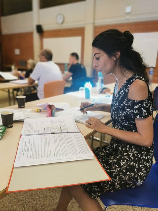 Les examens sont dans 2 jours, vais-je garder le sourire jusqu'au bout ? 😄 #therapeute #coaching #hypnose<a href="/tag/coaching"class="tags"><span>#coaching</span></a><a href="/tag/hypnose"class="tags"><span>#hypnose</span></a><a href="/tag/pnl"class="tags"><span>#pnl</span></a><a href="/tag/therapeute"class="tags"><span>#therapeute</span></a>