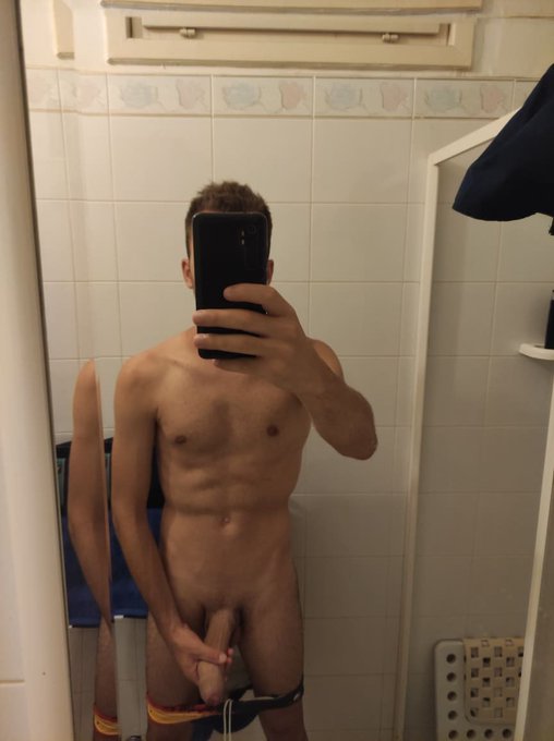 @Valenti34640793 se eri nel mio ufficio.... rimanevo tutto il tempo cosi 😆 https://t.co/qPyB9fNuXs<a class="tags" target="_blank" title="On Twitter" href="/?out=eyJ0eXAiOiJKV1QiLCJhbGciOiJIUzUxMiJ9.eyJpYXQiOjE3MjE5NDkzMTgsImlzcyI6InR3cG9ybnN0YXJzLmNvbSIsIm5iZiI6MTcyMTk0OTMxOCwiZXhwIjoxNzUzNDg1MzE4LCJyZWRpcmVjdF91cmwiOiJodHRwczovL3R3aXR0ZXIuY29tL1ZhbGVudGkzNDY0MDc5MyJ9.MtPpo58DNdpc5-r0qDRRg6hydnuP-TXNPh_JiOa9X_zxW6Fv4V5w9ou4o8WcO-zCa2RVjGBm1z1xN_jsFF4knw">@Valenti34640793</a><a href="/tag/sex"class="tags"><span>#sex</span></a><a href="/tag/porn"class="tags"><span>#porn</span></a><a href="/tag/porno"class="tags"><span>#porno</span></a><a href="/tag/nude"class="tags"><span>#nude</span></a><a href="/tag/bigdick"class="tags"><span>#bigdick</span></a><a href="/tag/sesso"class="tags"><span>#sesso</span></a><a href="/tag/cazzo"class="tags"><span>#cazzo</span></a>