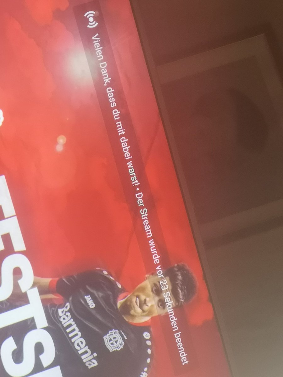 dommy__nik's tweet photo. 😂😂😂 #bayer04 #b04rsc https://t.co/F7uUWO5PAW