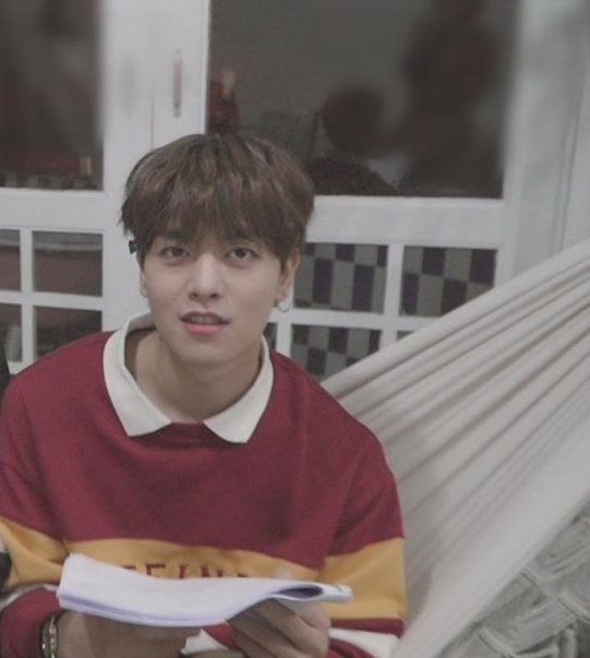 5973583/10+caught a picture of him while studying+his little confused smile+looks protective+Ravn just has that type of boyfriend look
